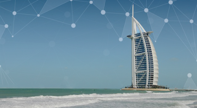 Smart Dubai, PublicDomainPictures via Pixapay, CC0, bearbeitet. Manuchi via Pixabay, CC0, bearbeitet.